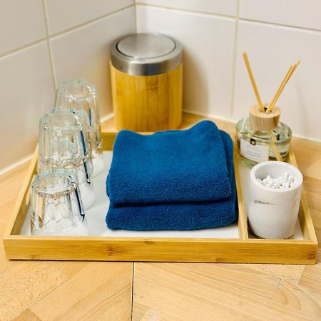 Down Town Oasis-Spacious Loft With Private Parking Brussel Eksteriør bilde