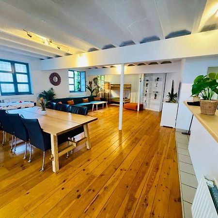 Down Town Oasis-Spacious Loft With Private Parking Brussel Eksteriør bilde