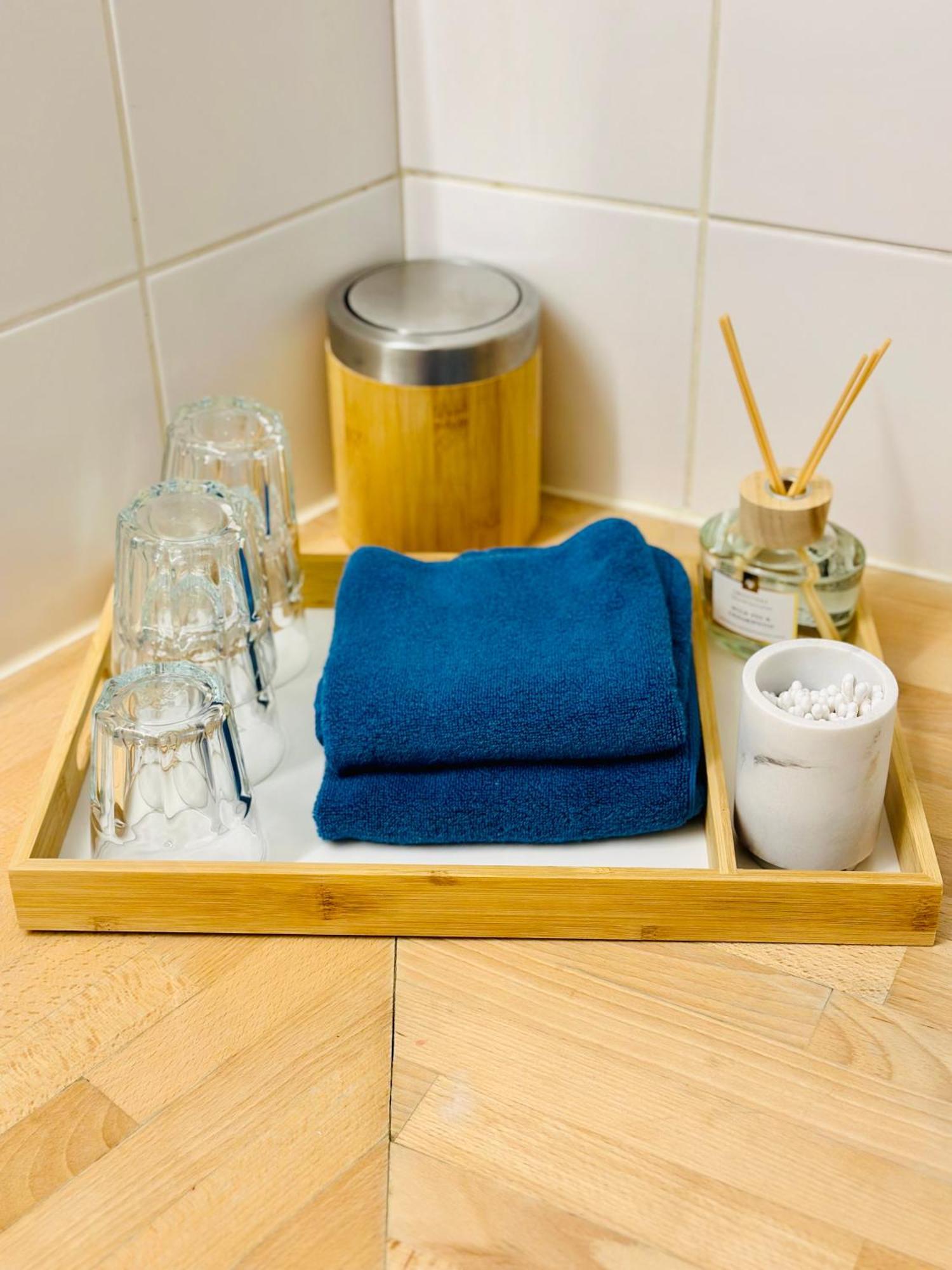 Down Town Oasis-Spacious Loft With Private Parking Brussel Eksteriør bilde